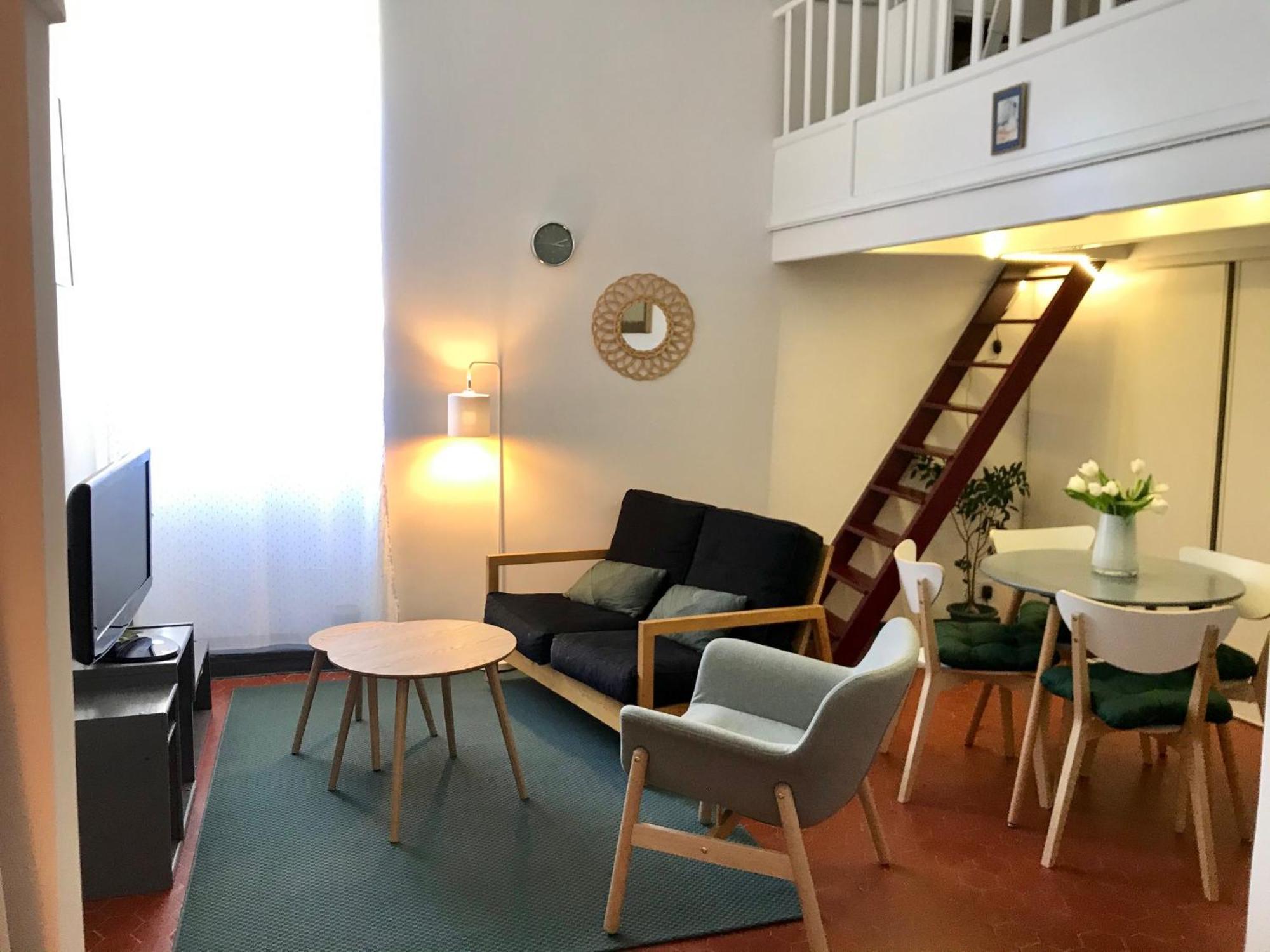 Petit Cocon Apartamento Villefranche-sur-Mer Exterior foto